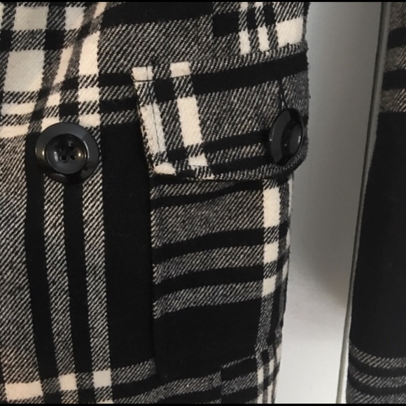 Pea Coat Size XS - Picture 6 of 7